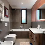 Apartamento Belsit - By Myhomeincomo *