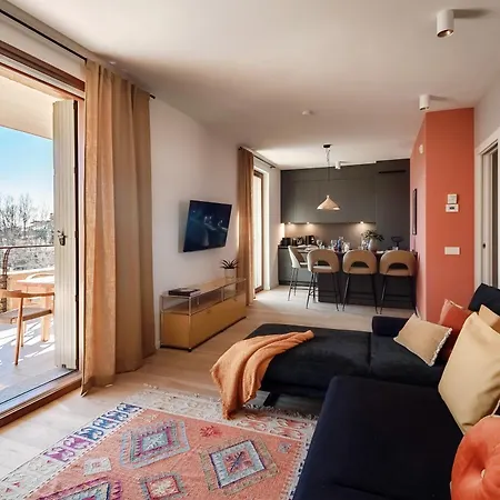 Belsit - By Myhomeincomo Apartamento